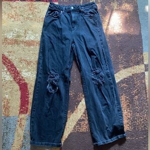 High waisted ripped jeans